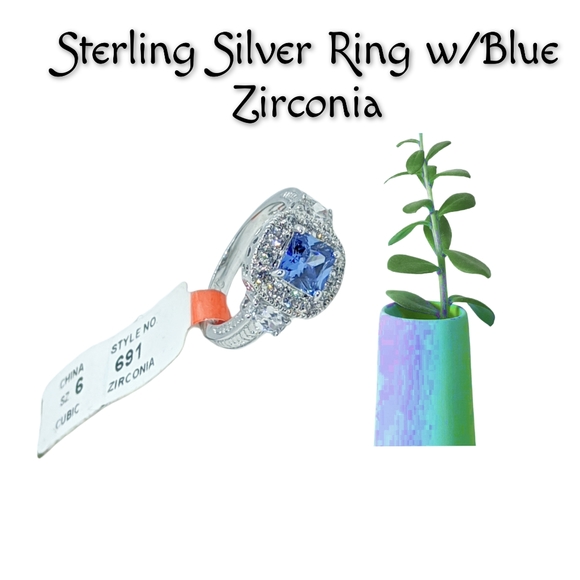 .Sterling Silver Ring w/Blue Zirconia - Picture 2 of 6